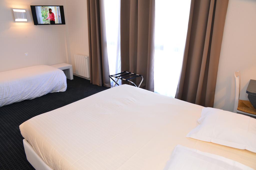 Hotel Le Square オーリヤック エクステリア 写真