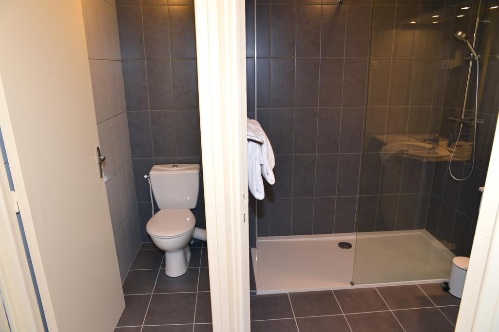 Hotel Le Square オーリヤック エクステリア 写真