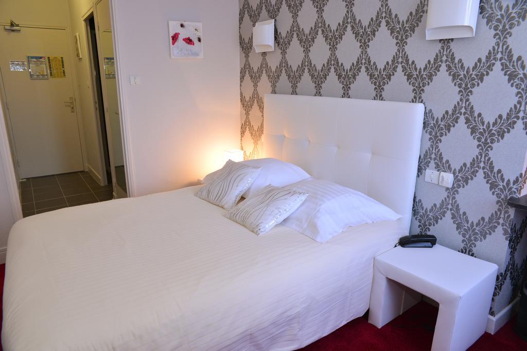 Hotel Le Square オーリヤック エクステリア 写真