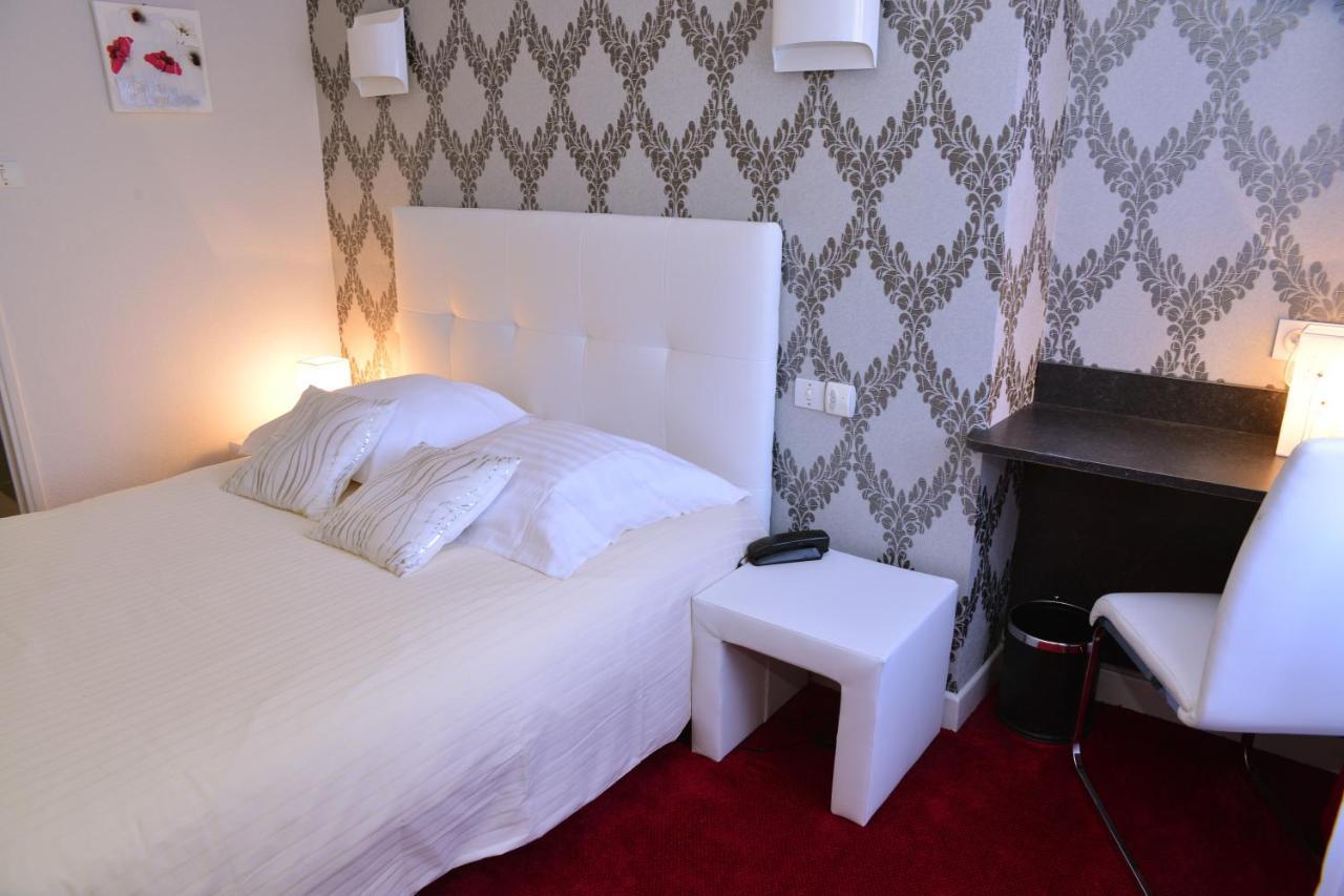 Hotel Le Square オーリヤック エクステリア 写真